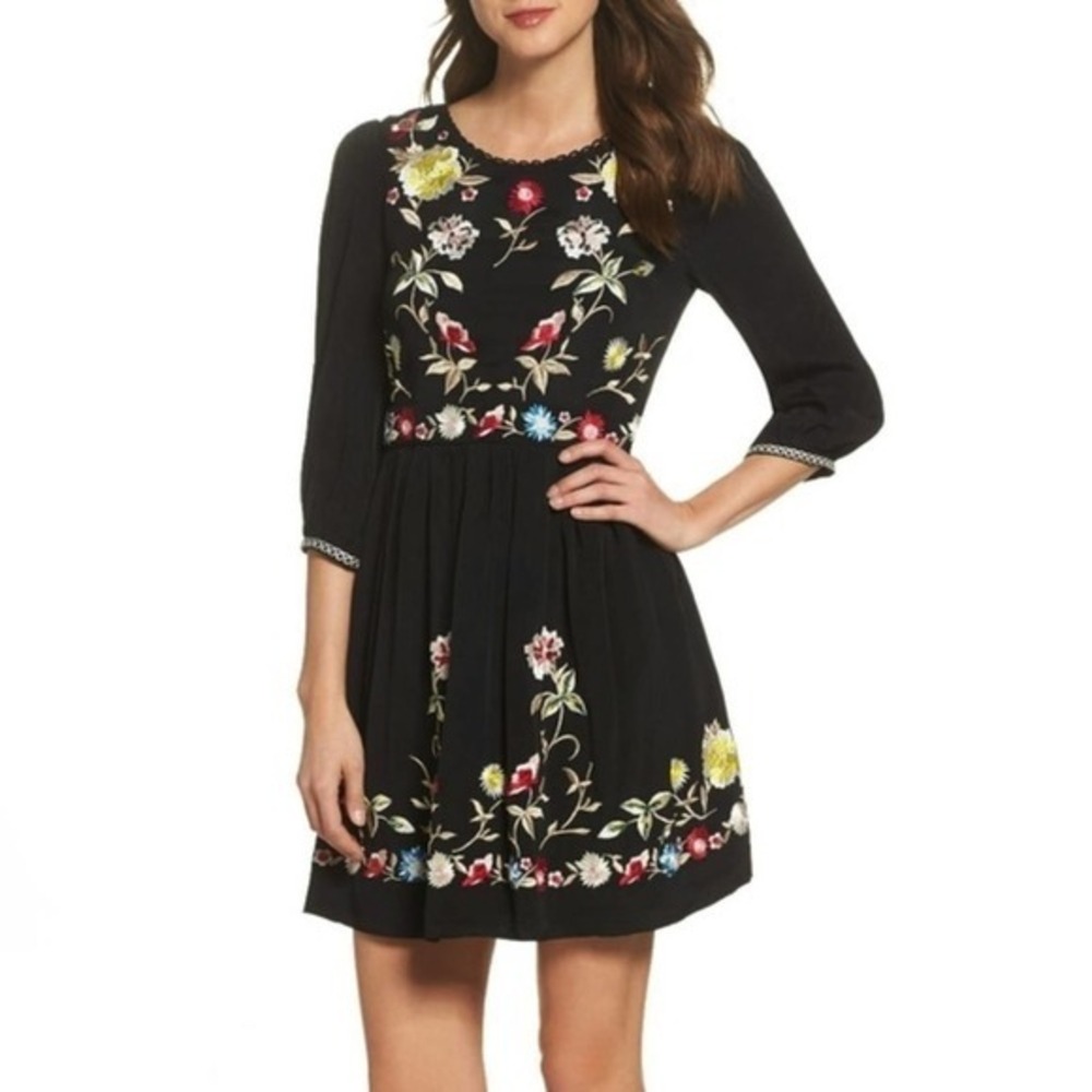 French Connection Saya Flower Embroidered Dress size 0